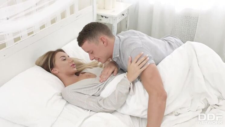 [EuroTeenErotica] - European Teen Anna Thorne in Hardcore