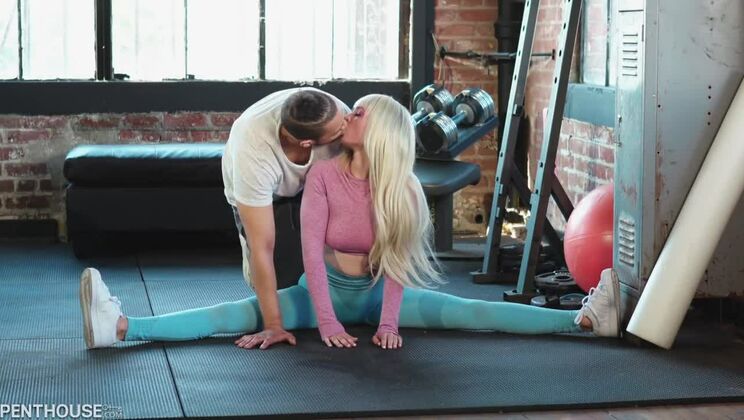 [PentHouse] - Hairy Pussy Lilly Bell Workout