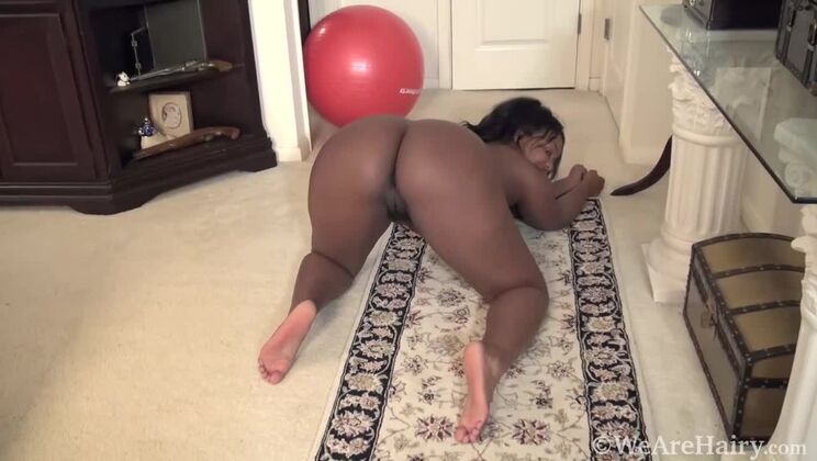 MILF Bobbie Rains Gets Naked