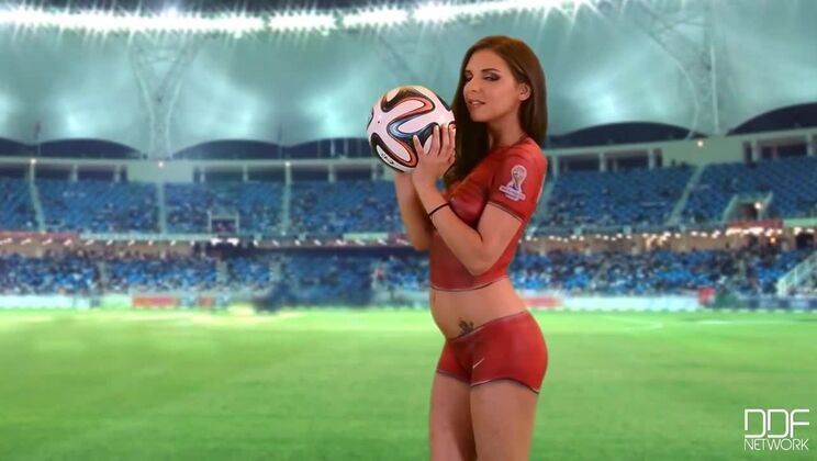 Brunette Henessy Shows Her Moves