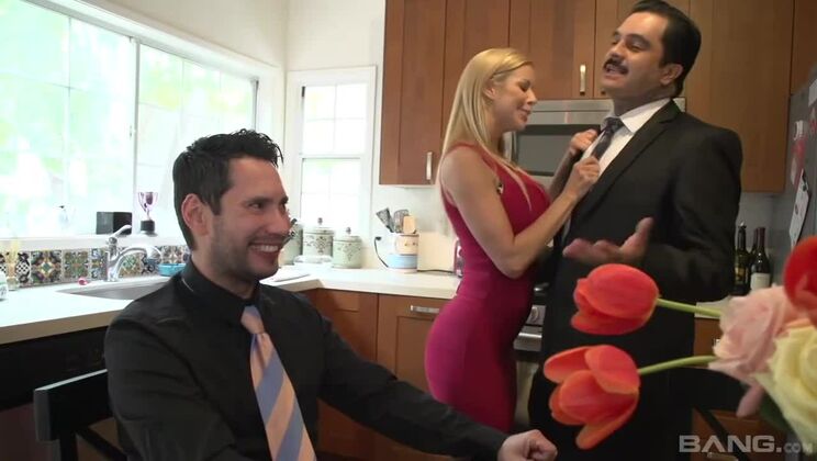 Alexis Fawx's Facial Frenzy with a Hot Stud