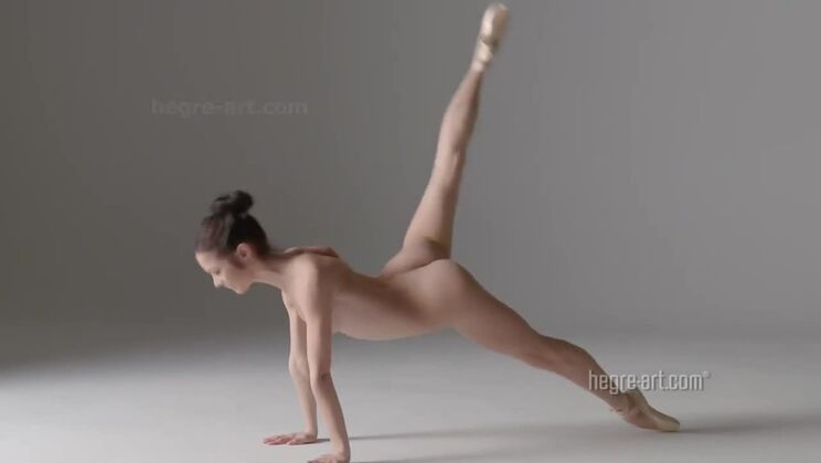[Hegre] - Brunette Beauty in Nude Gym Dance - Ally Breelsen