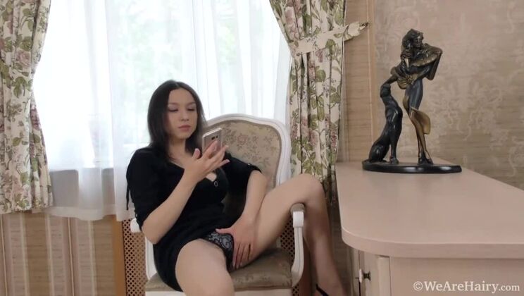 Veronika Mars Gets Naked and Plays