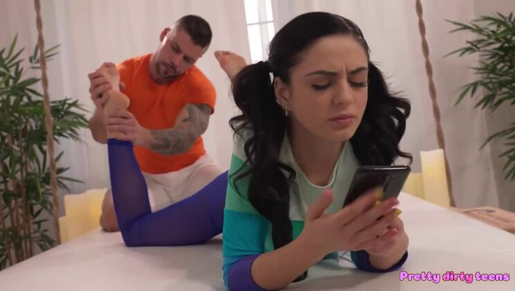 Mia Trejsi Gets a Happy Ending Massage