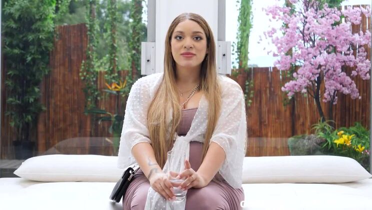 [CastingCouch-HD] - Surprise Casting With Tattooed Violet - Violet