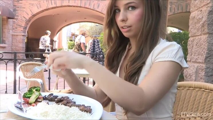 Sofia's Nudist Return Fingering 3