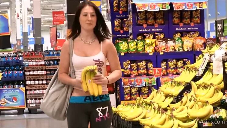 Veronika's Erotic Journey: Self-Love and Squirt