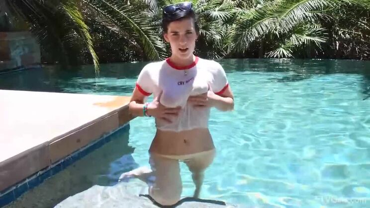 [FTVGirls] - Brunette Bella's Confident Outdoor Debut