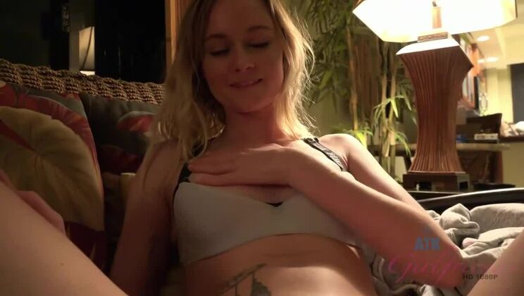 Deepthroat Delights with Kenzie Kai in Kauai Paradise