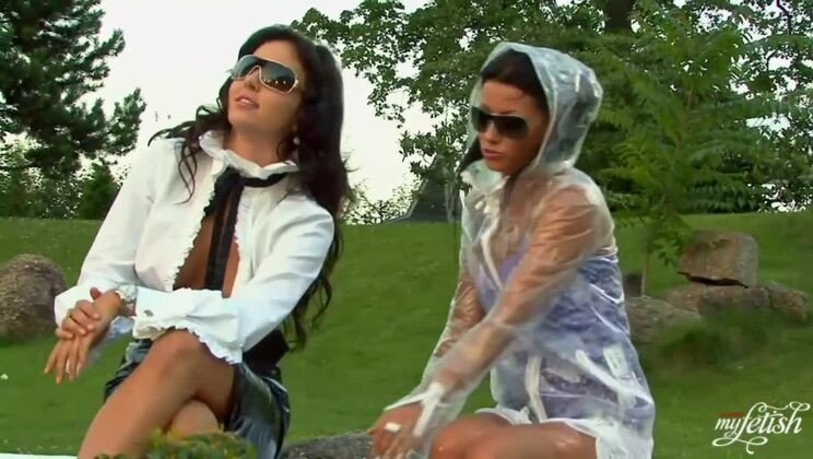 Lesbo Brunettes Billy Raise And Tea In Wetlook Action