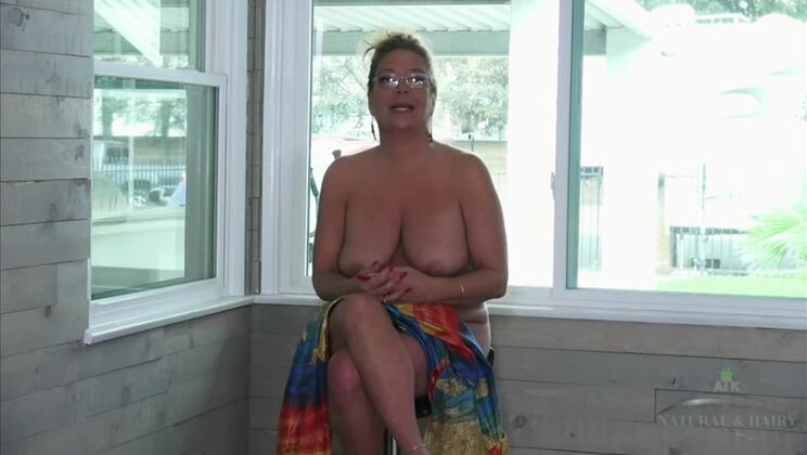 Hairy Mature Karen Summer in Action