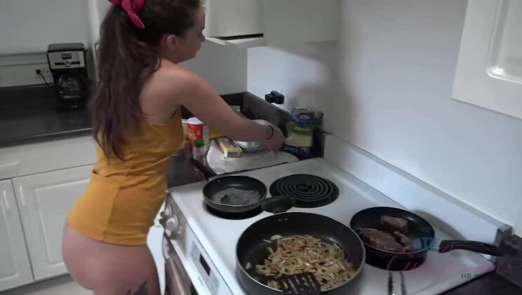 [ATKGirlfriends] - Cum on Gia Paige's Feet for a Wild Ride