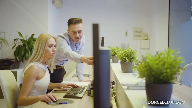 [DorcelClub] - Blonde and Beautiful Angelika Grays on a Date