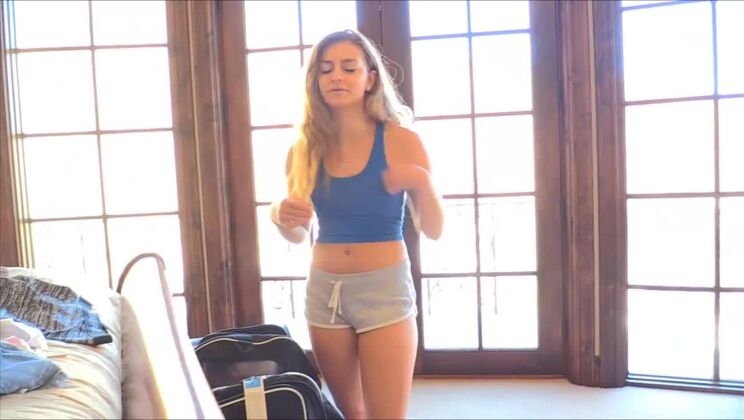 Easy Orgasms with Cara in Fingering Fetish