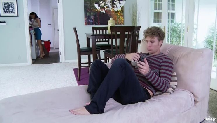 Laundry Day with Romi Rain