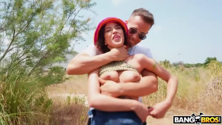 Facial Frenzy with Geisha Kyd