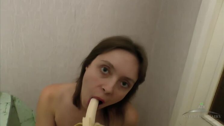 Amateur Girl Sabrina and Fruits