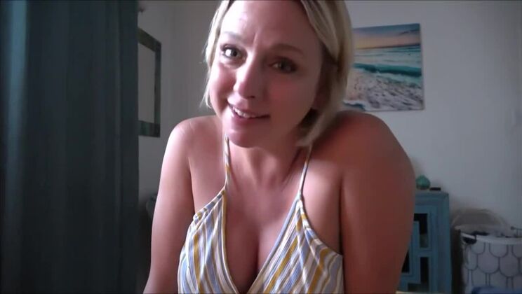 [MomComesFirst] - Brianna Beach - Stepmom's Beach Delight - Brianna Beach