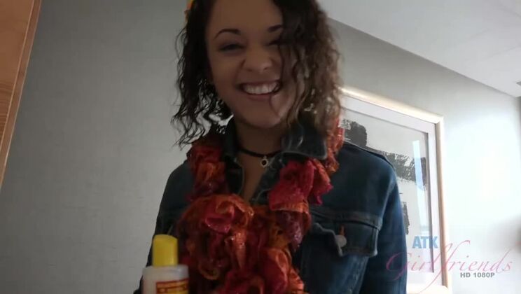 Holly Hendrix Gets Fingered and Fucked Anally