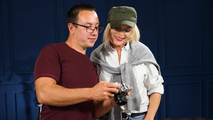 [LustyGrandmas] - Pussy Licking Fun with Rob and Blonde Babe Franny