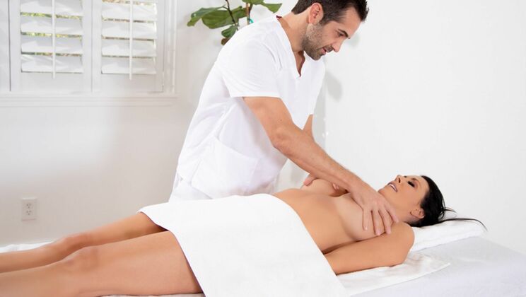 [Devil'sFilm] - Tight Grip on Big Breasts