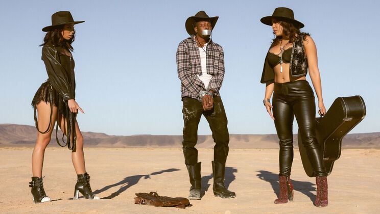 [Brazzers] - Luna Star's Anal Desires