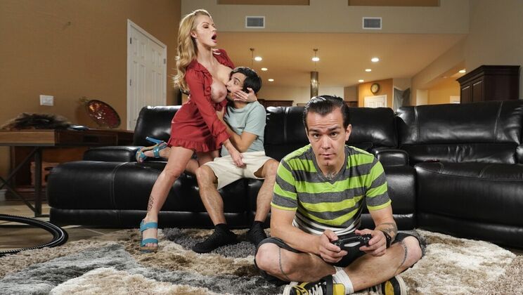 Shaved Blonde Mom Gets Fucked!