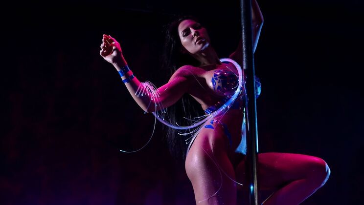 Pixie Whip Strip Tease