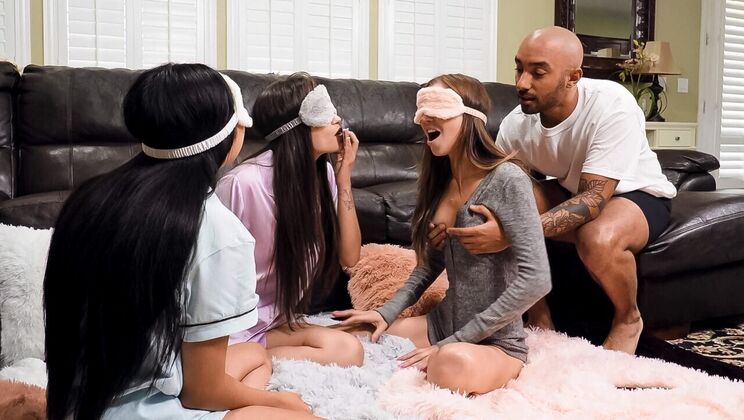 [Brazzers] - Blow and Suck Fest - Oliver Davis - Marykate Moss