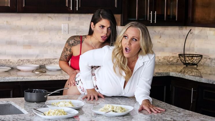 [Brazzers] - Her Love for Blonde Brunette