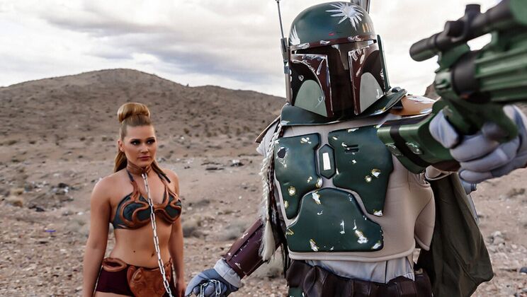 Fucking Princess Lay in Costume