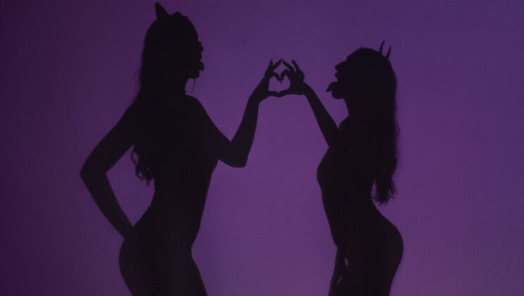 [WeLiveTogether] - Face to Face with Desiree and Gianna - Gianna Dior - Desiree Dulce