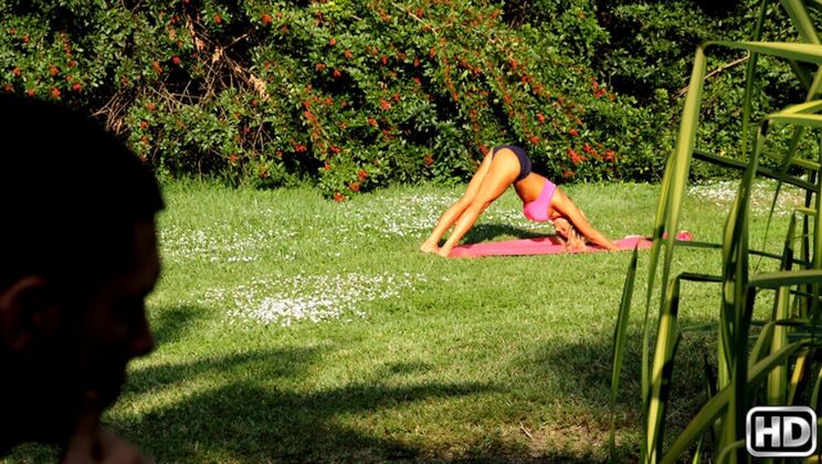 [MilfHunter] - Athletic Tegan Gets Cum on Her Tits