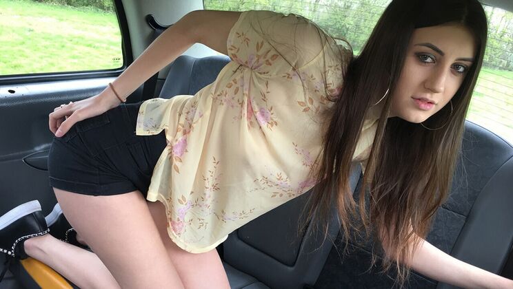 [FakeTaxi] - Fuck Me Hard Baby - John - Lina Luxe