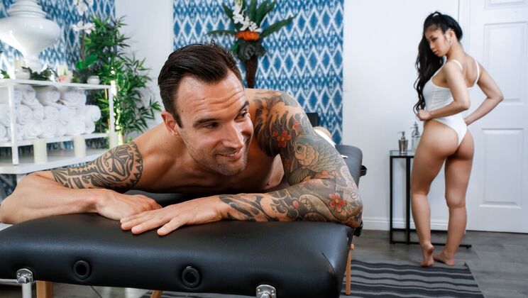 [BigNaturals] - Short Haired Jade Kush Takes It In Standing Doggystyle