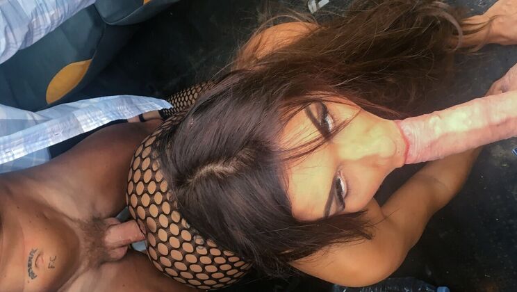 [FemaleFakeTaxi] - Princess Jas Enjoys Loud Orgasms with Two Guys