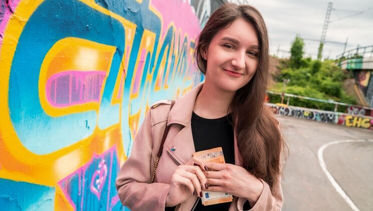 Outdoor Fuck with European Student