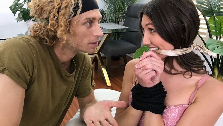 [RKPrime] - Brunette Roomie Gets Banged - Michael Vegas - Maya Woulfe