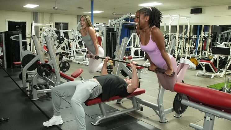 [RKPrime] - Black and Brunette Bunnies Play in Pantyhose