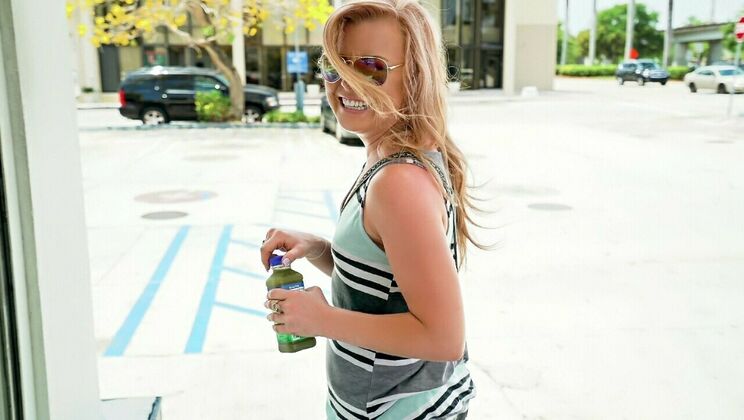 [PublicPickups] - Outdoor Sex With My Kind Of Girl