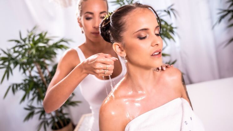 [MassageRooms] - Trimmed Pussy and Big Ass Czech Lesbians