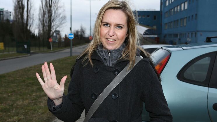 Blonde Blowjob and Car Fucking Adventure