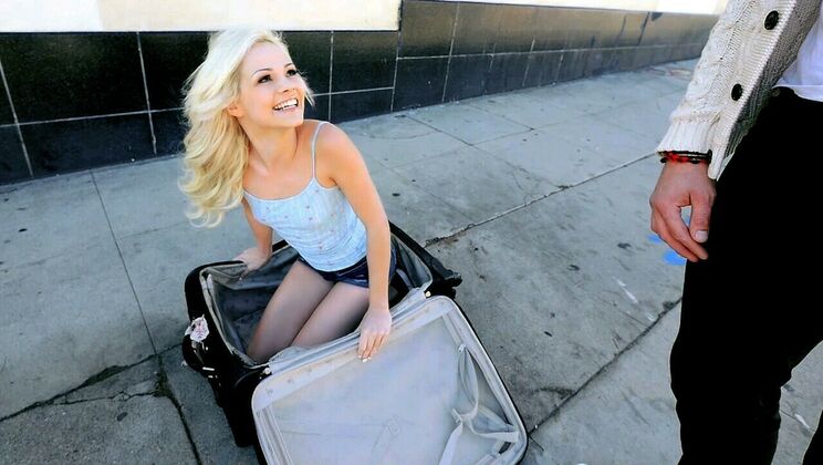 [Don'tBreakMe] - Tattooed Petite Elsa Jean Gets Nailed