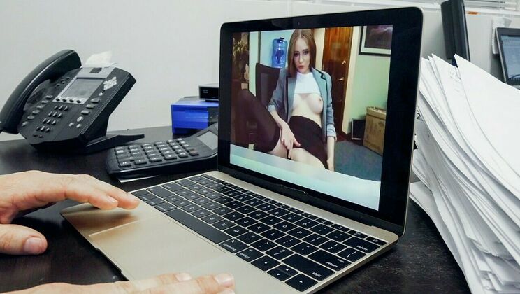 SSECRET: Secretary's Cam Work Exposed