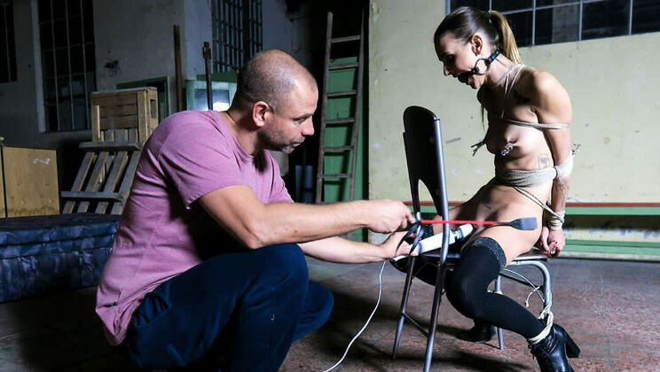 [Submissed] - Chair Tied Adelle Unicorn Gets A Rough Hardcore - Adelle Unicorn