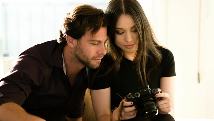 [EroticaX] - Reality Sex: Liv's Private Photo Shoot