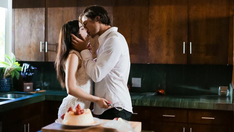 Cumshot Brunette Chef