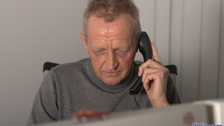 [Oldje] - Old Man Doug's Young Debt Collector - Doug - Sunny Jay