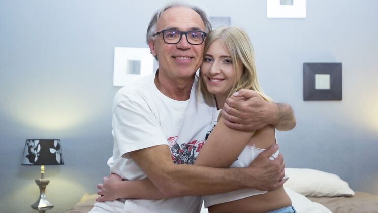 [Oldje] - Close Up Cumshot with Aria Logan