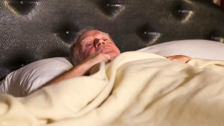 [Oldje] - Satisfaction Guaranteed with Maid - Arwen Gold - Pierce